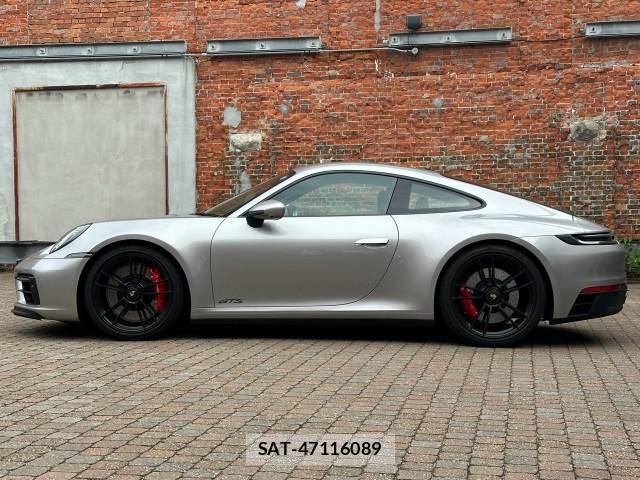 Porsche 911 2024-07 8812473-11