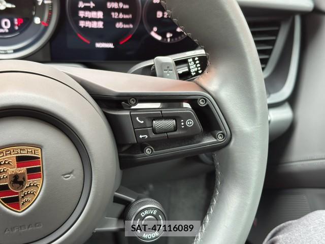 Porsche 911 2024-07 8812473-16