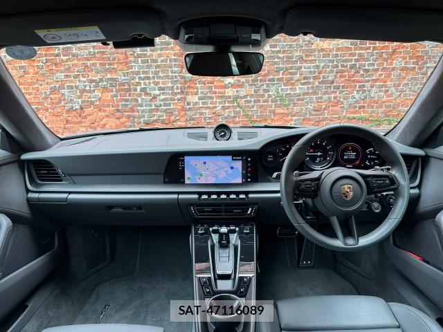 Porsche 911 2024-07 8812473-2