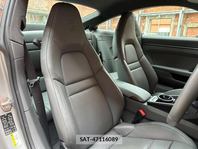 Porsche 911 2024-07 8812473-3