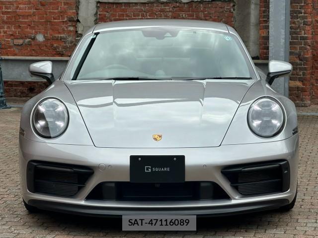 Porsche 911 2024-07 8812473-8