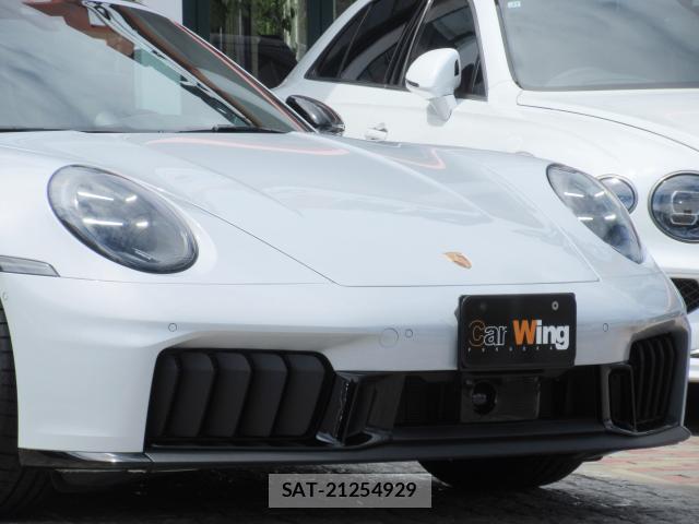 Porsche 911 2025-09 8814201-3