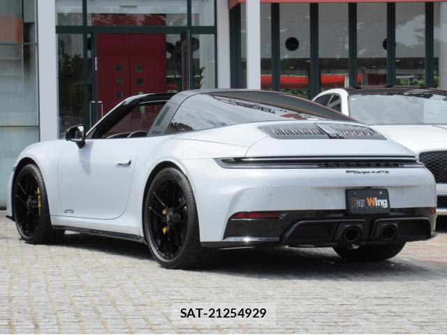 Porsche 911 2025-09 8814201-5