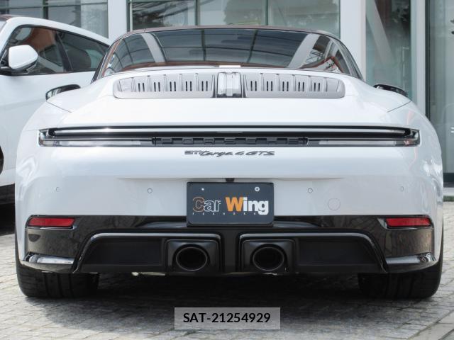 Porsche 911 2025-09 8814201-6