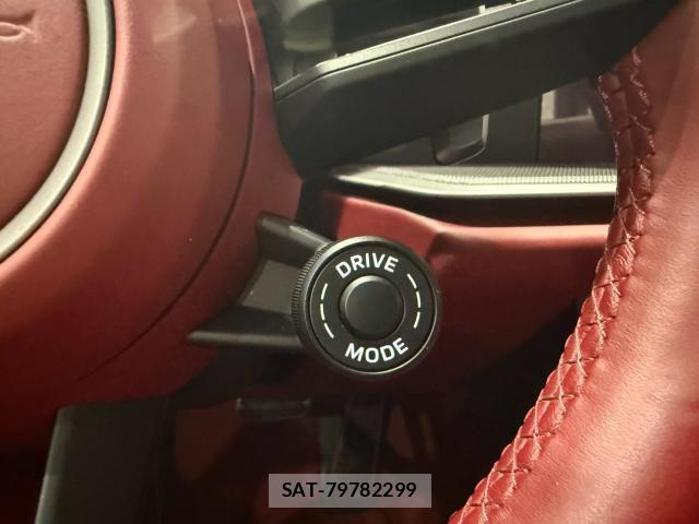 Porsche 911 2021-10 8814658-9