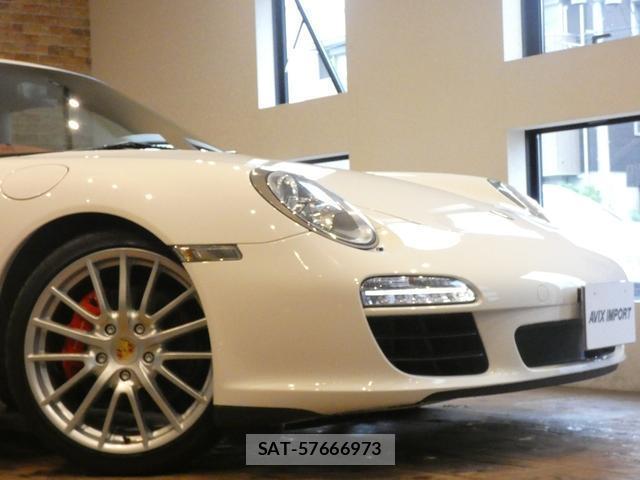 Porsche 911 2009-01 8817864-4