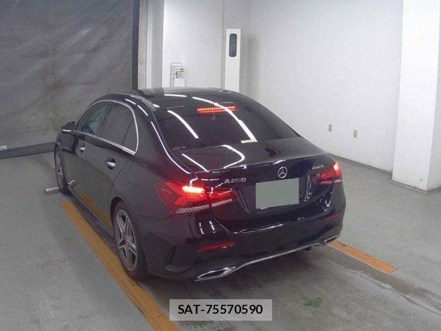 Mercedes Benz A-CLASS 2019-09 8815390-1