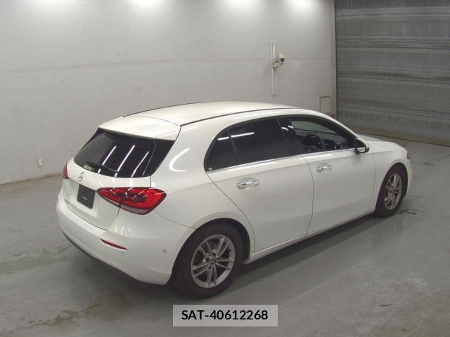Mercedes Benz A-CLASS 2019-09 8815386-3