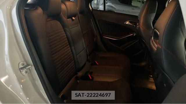 Mercedes Benz A-CLASS 2017-05 8815480-6