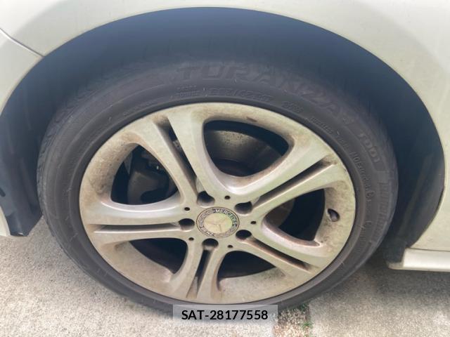 Mercedes Benz A-CLASS 2013-10 8816099-5