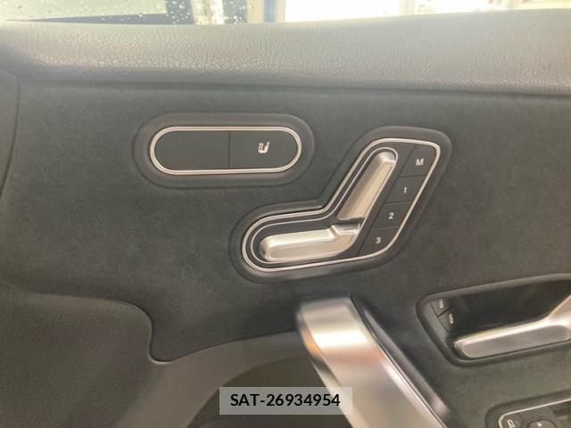 Mercedes Benz A-CLASS 2019-09 8816385-14