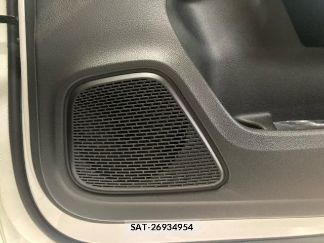 Mercedes Benz A-CLASS 2019-09 8816385-15