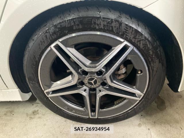 Mercedes Benz A-CLASS 2019-09 8816385-5