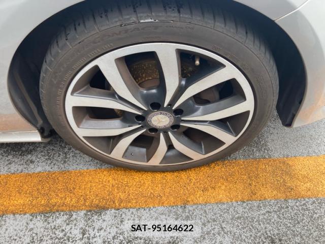 Mercedes Benz A-CLASS 2014-04 8816400-13