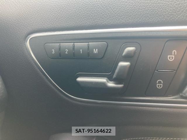 Mercedes Benz A-CLASS 2014-04 8816400-16