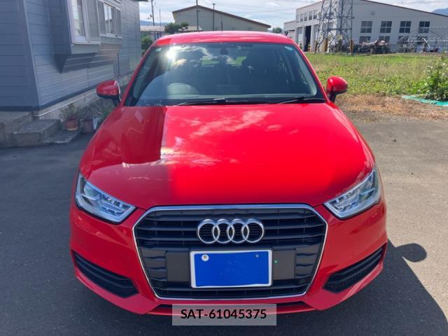 Audi A1 2015-10 8812110-0