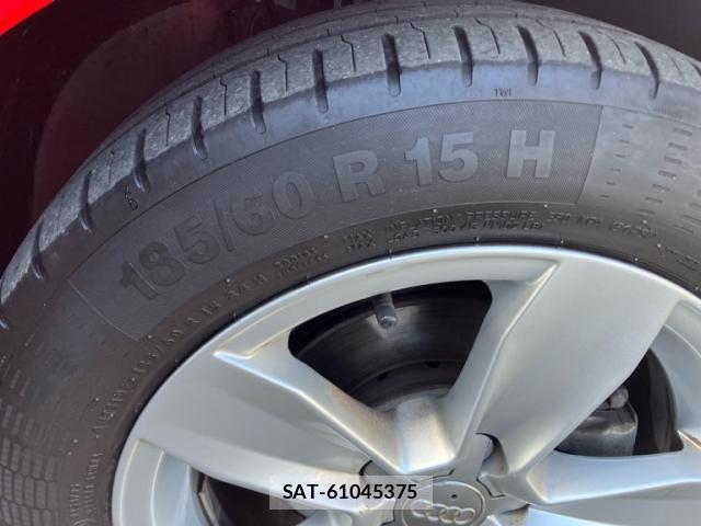 Audi A1 2015-10 8812110-9