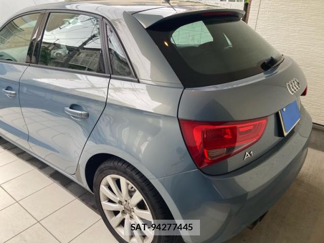 Audi A1 2012-06 8812994-2