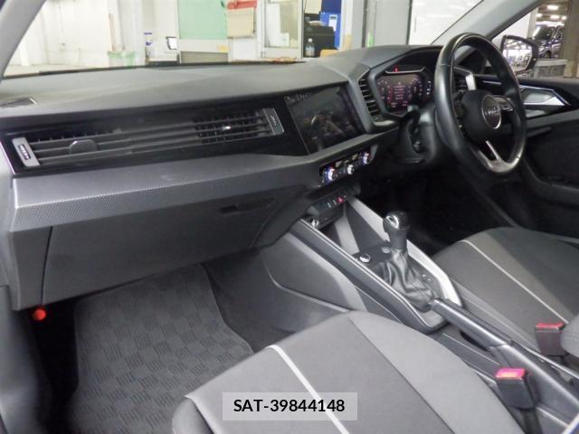 Audi A1 2020-09 8816230-2