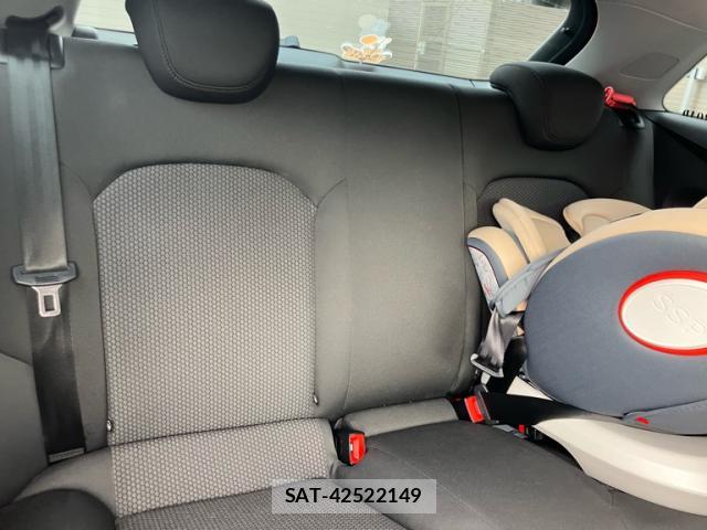 Audi A1 2017-06 8816276-10
