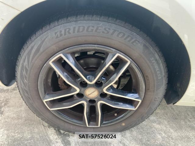 Audi A1 2012-04 8817605-5
