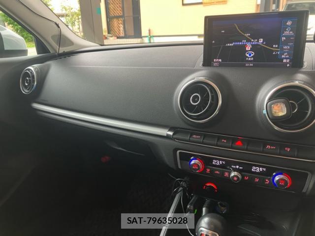 Audi A3 SEDAN 2014-03 8813585-4