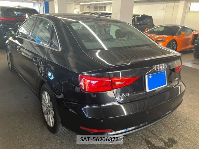 Audi A3 SEDAN 2014-03 8816369-3