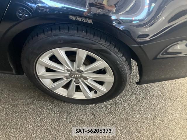 Audi A3 SEDAN 2014-03 8816369-5