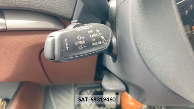 Audi E-TRON 2013-10 8813501-1