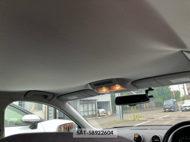 Audi E-TRON 2006-04 8813526-8
