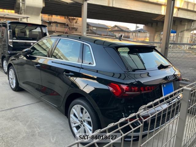 Audi E-TRON 2026-02 8813898-3