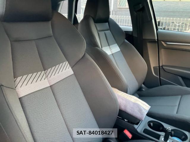 Audi E-TRON 2026-02 8813898-6