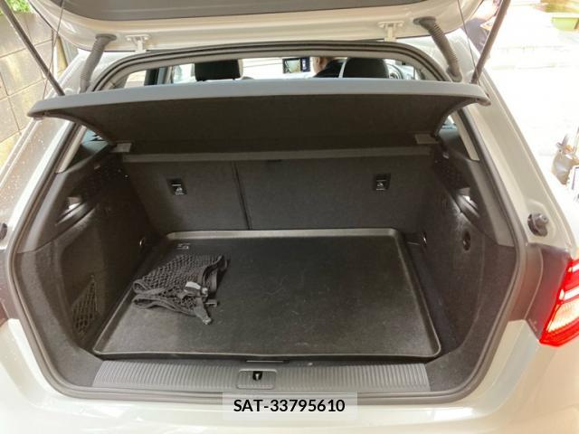 Audi E-TRON 2019-06 8816249-5