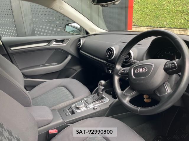 Audi E-TRON 2015-06 8816269-9
