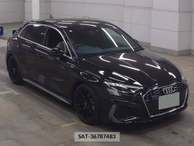Audi A3 2022-03 8815414-0