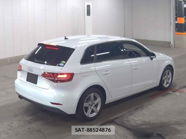 Audi A3 2020-02 8816178-4
