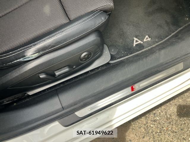 Audi A4 2017-09 8813904-11