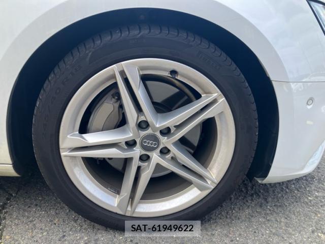 Audi A4 2017-09 8813904-12