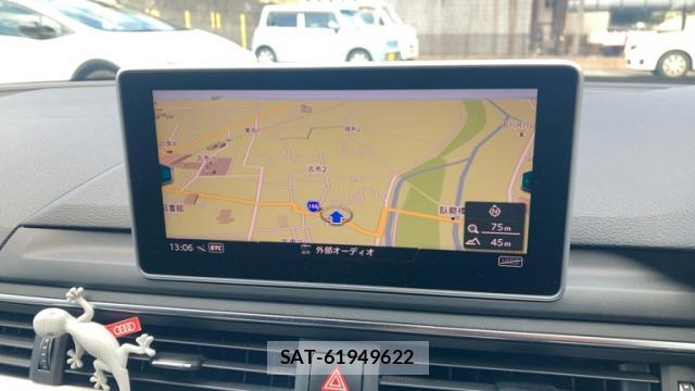 Audi A4 2017-09 8813904-16