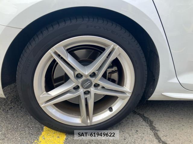 Audi A4 2017-09 8813904-3