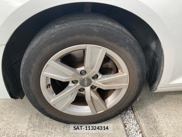 Audi A4 2017-09 8816097-5
