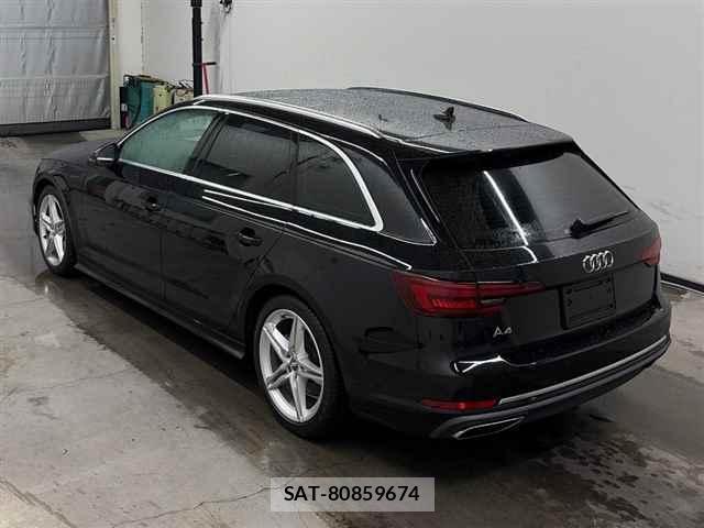 Audi A4 2020-02 8816143-1