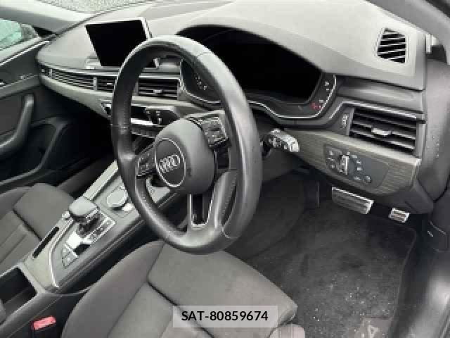 Audi A4 2020-02 8816143-2