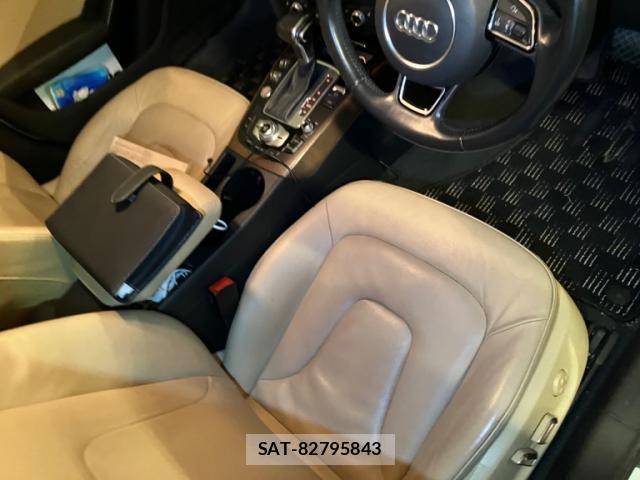 Audi A4 2015-09 8812987-10