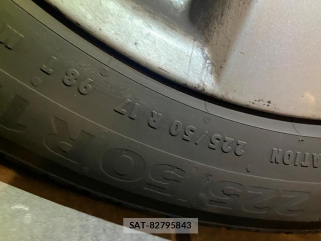 Audi A4 2015-09 8812987-6
