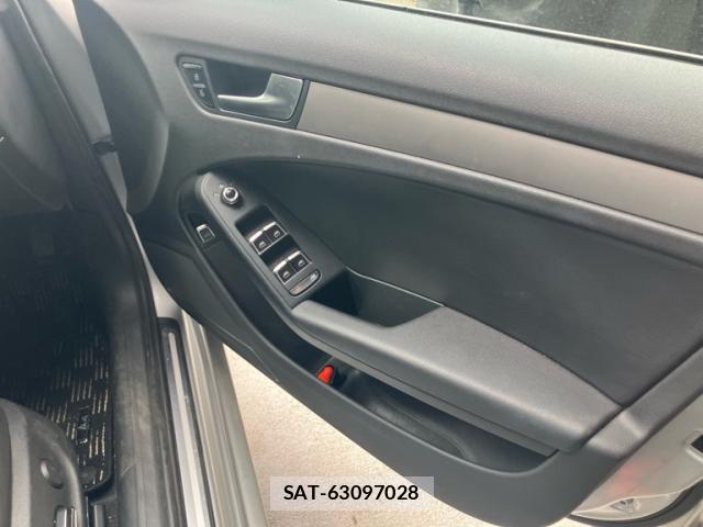 Audi A4 2013-09 8816240-10