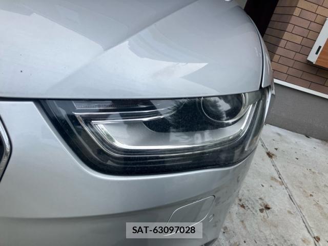 Audi A4 2013-09 8816240-9