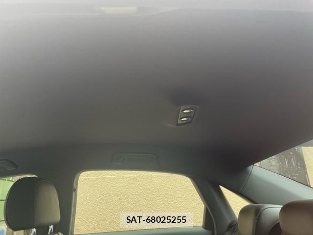 Audi A4 2016-12 8816274-10