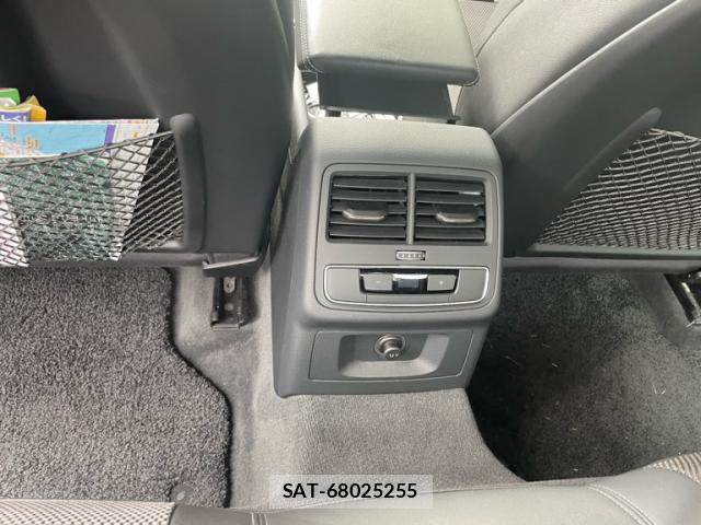 Audi A4 2016-12 8816274-11