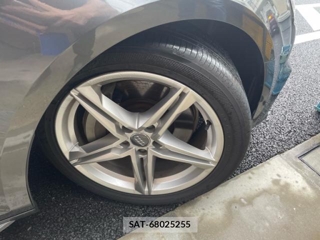 Audi A4 2016-12 8816274-12
